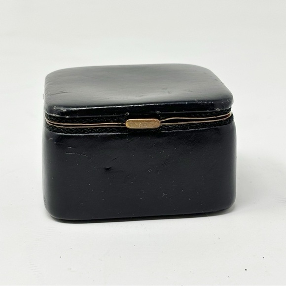 Vintage Black Leather Jewelry Trinket Hinged Box With Push Spring Button Square - Picture 3 of 9